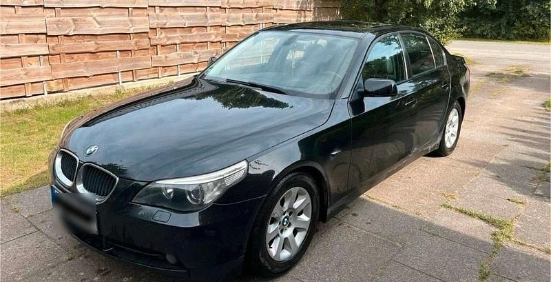 Schwarz Gebraucht 2004 BMW 525 Limousine | 4.800 € (Fairer Preis) - Bild 1/4