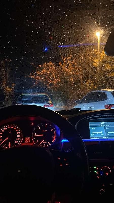 Gebraucht BMW 320 163 PS (119 kW) 2006 Limousine