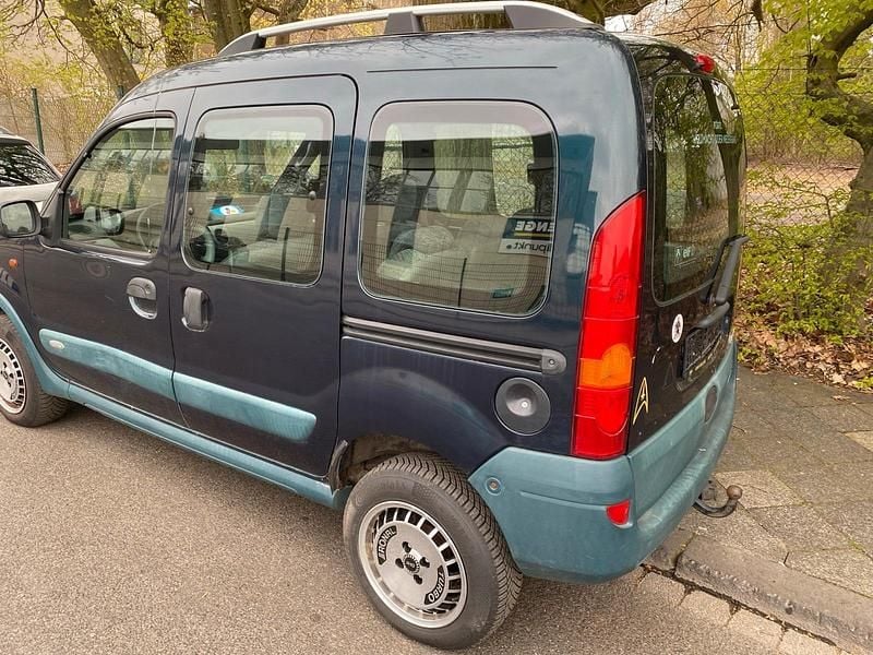 Gebraucht Renault Kangoo 95 PS (69 kW) 2004 Grün Van / Kleinbus