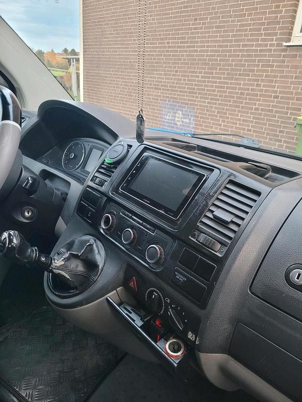 Silber Gebraucht 2010 VW T5 Van | 9.000 € (Superpreis) - Bild 1/4