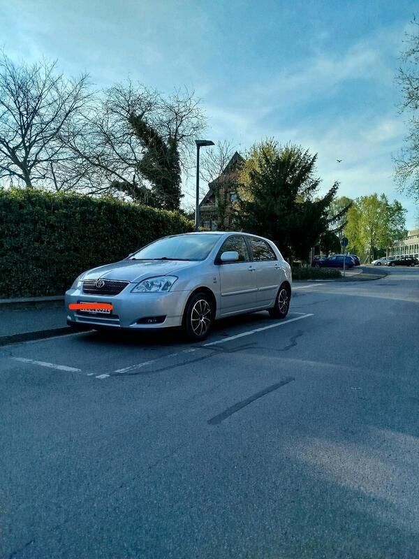 Silber Gebraucht 2004 Toyota Corolla Kleinwagen | 2.900 € (Fairer Preis) - Bild 1/4