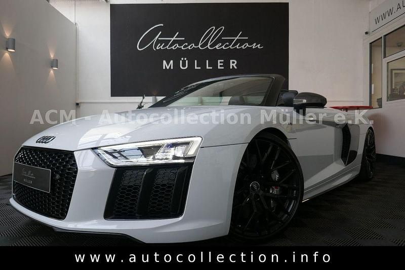 Weiß Gebraucht 2017 Audi R8 Spyder Ambiente Cabrio | 125.997 € (Fairer Preis) - Bild 1/4