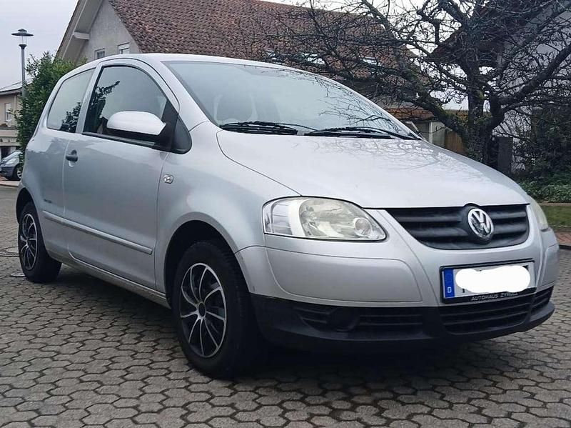 Gebraucht VW Fox Refresh 54 PS (39 kW) 2009 Silber Kleinwagen