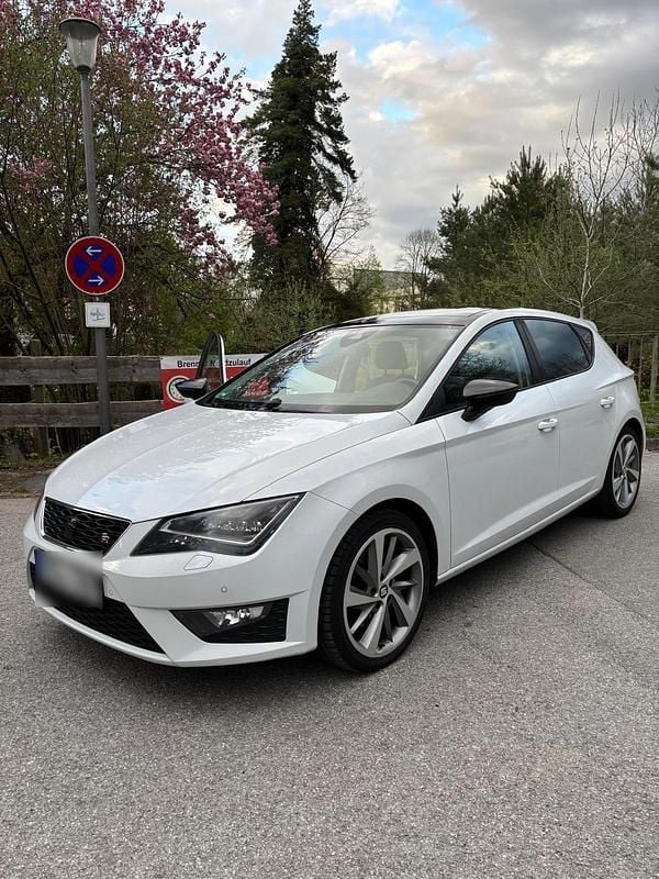 Second-hand Seat Leon 184 CP (135 kW) 2016 Alb Break