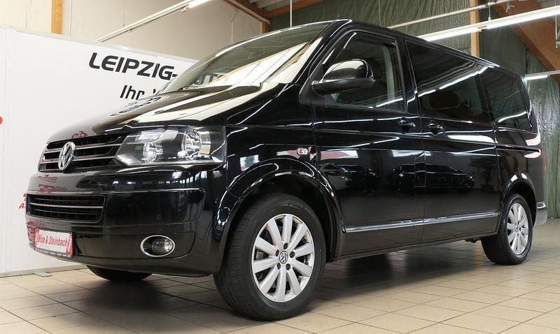 Schwarz Gebraucht 2012 VW T5 Highline Van | 17.974 € (Guter Preis) - Bild 1/4