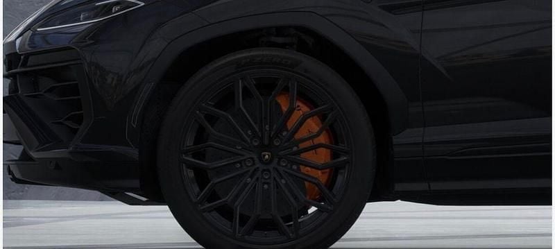 Neu Lamborghini Urus 799 PS (587 kW) 2026 Schwarz SUV