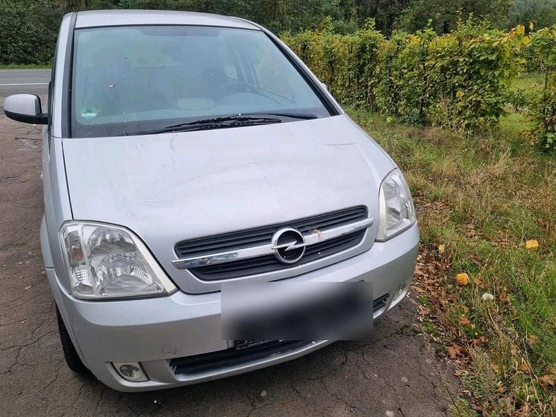 Silber Gebraucht 2004 Opel Meriva Van / Kleinbus | 500 € (Superpreis) - Bild 1/4