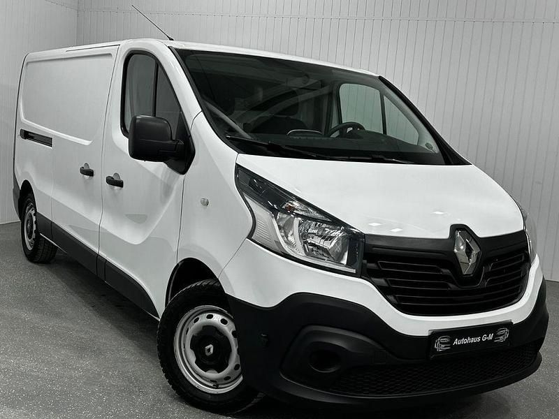 Gebraucht Renault Trafic 121 PS (88 kW) 2018 Weiß Van / Kleinbus