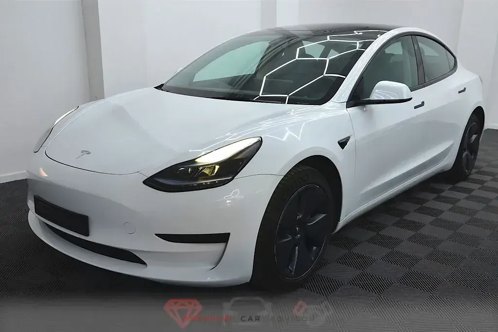 Usado Tesla Model 3 Standard Range Plus 225 kW (306 CV) 2022 Blanco Berlina