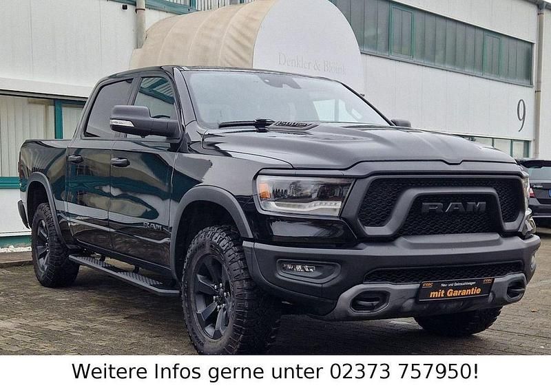 Schwarz Gebraucht 2022 Dodge Ram Abholung | 46.990 € (Fairer Preis) - Bild 1/4