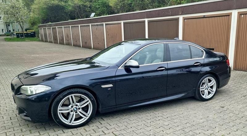 Gebraucht BMW M550 Performance 381 PS (280 kW) 2013 Schwarz Limousine