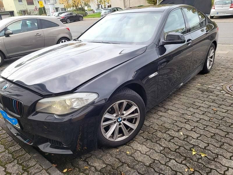 Schwarz Gebraucht 2012 BMW 528 Limousine | 11.800 € (Guter Preis) - Bild 1/4
