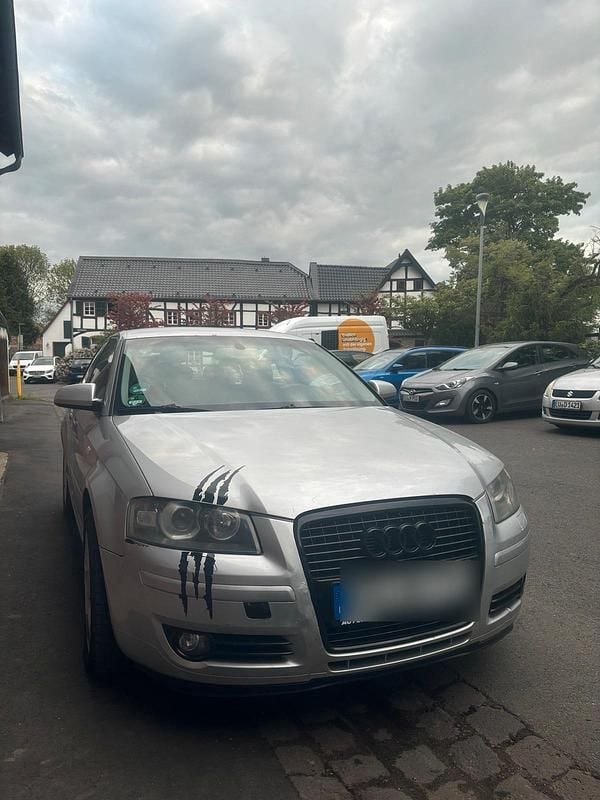 Silber Gebraucht 2005 Audi A3 Kleinwagen | 2.000 € (Superpreis) - Bild 1/4