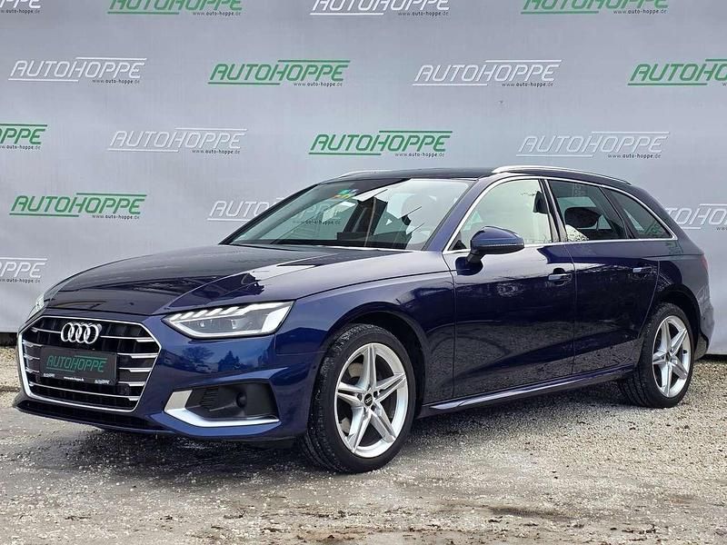 Blau Gebraucht 2022 Audi A4 Advanced Kombi | 23.980 € (Guter Preis) - Bild 1/4