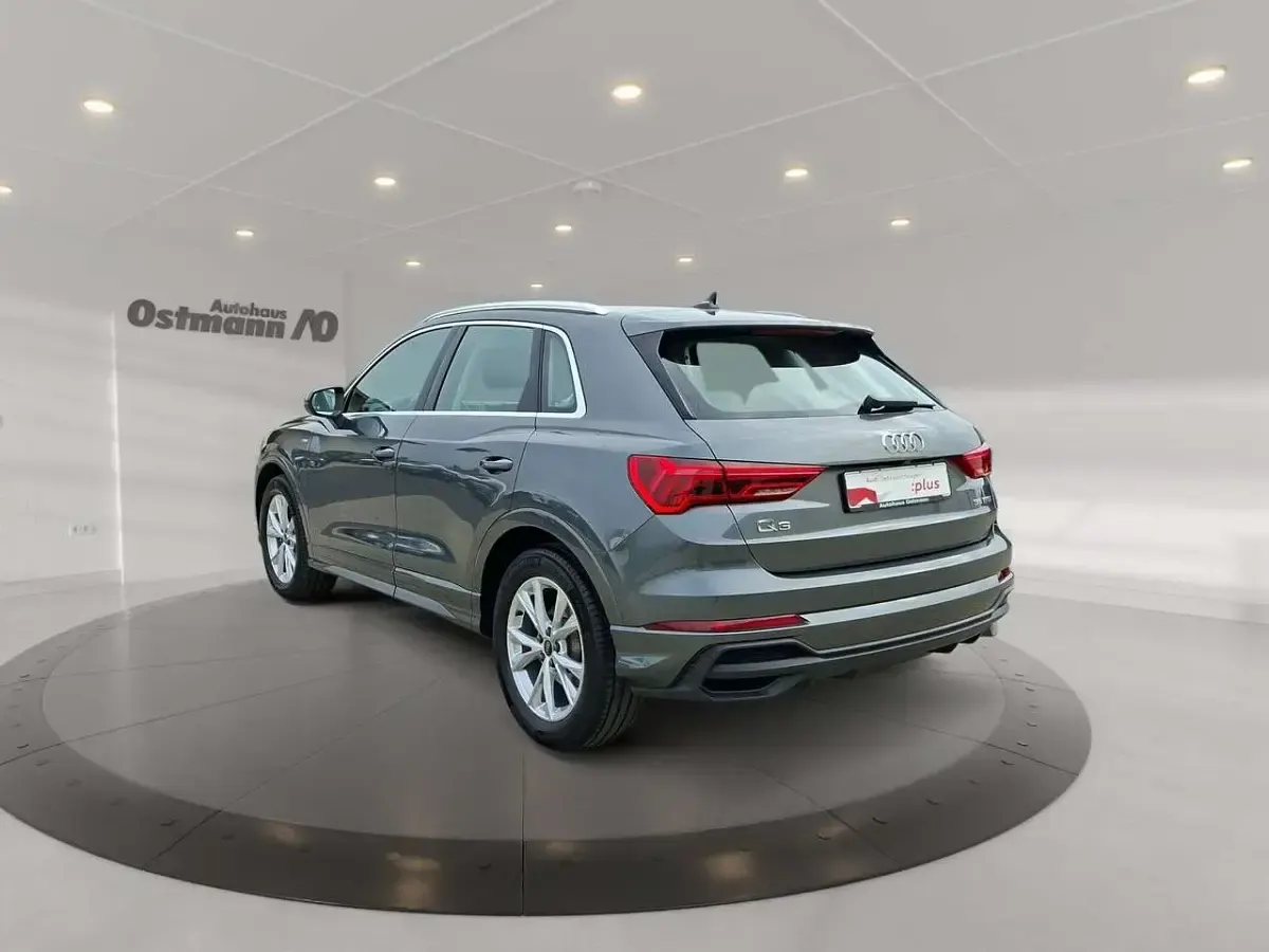 Gebraucht Audi Q3 S-Line 150 PS (110 kW) 2023 Daytonagrau perleffekt SUV
