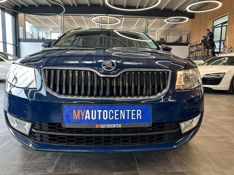 Gebraucht Skoda Octavia Ambition 110 PS (80 kW) 2015 Blau Kombi