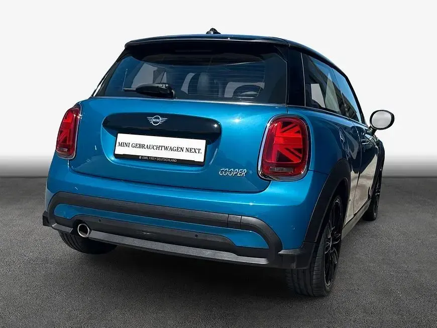 Gebraucht Mini Cooper Classic 136 PS (100 kW) 2021 Blau Kleinwagen