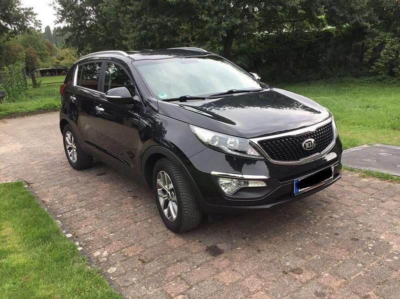 Schwarz Gebraucht 2014 Kia Sportage FIFA World Cup Edition SUV | 10.450 € (Fairer Preis) - Bild 1/4