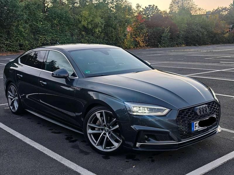 Gebraucht Audi A5 Design 190 PS (139 kW) 2019 Grau Coupé