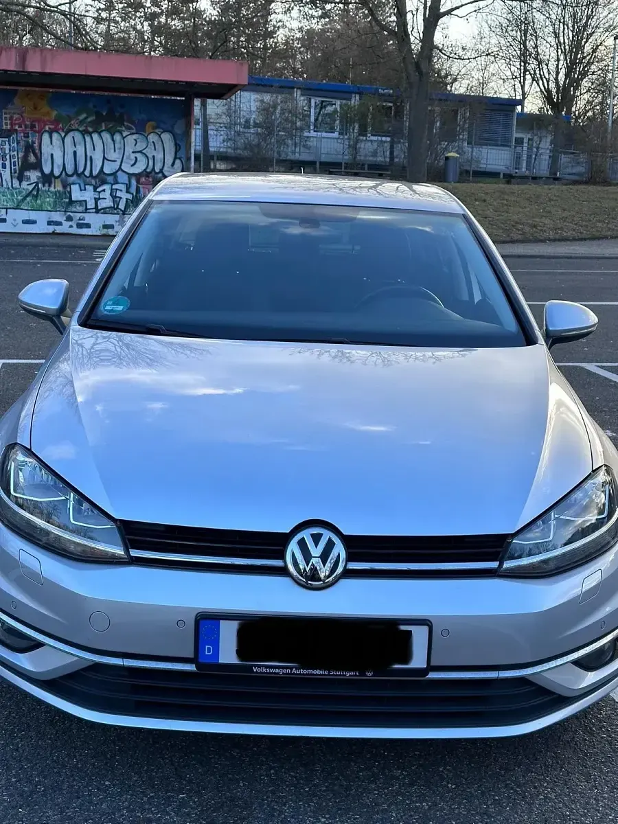 Gebraucht VW Golf VII Join 86 PS (63 kW) 2019 Silber Kleinwagen