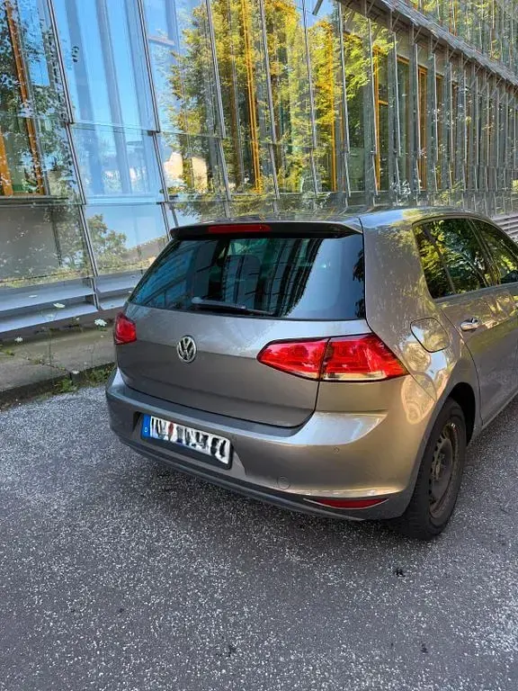 Gebraucht VW Golf VII 86 PS (63 kW) 2013 Grau Limousine