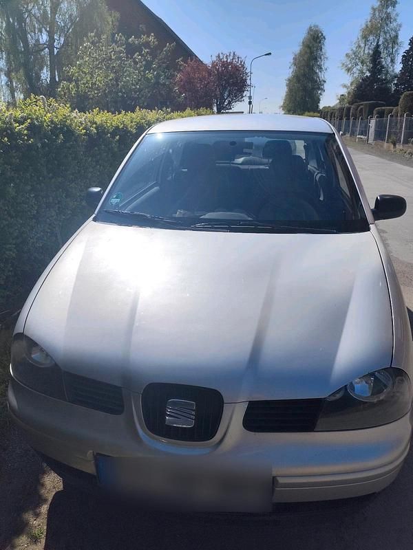 Second-hand Seat Arosa 50 CP (36 kW) 2004 Argintiu Hatchback