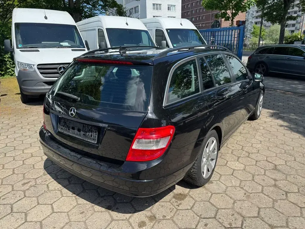 Gebraucht Mercedes C200 136 PS (100 kW) 2008 Schwarz Limousine
