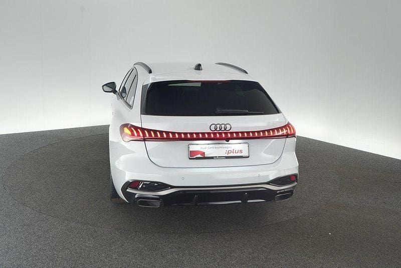 Gebraucht Audi A5 Ambiente 204 PS (150 kW) 2025 Gletscherweiß metallic Kombi