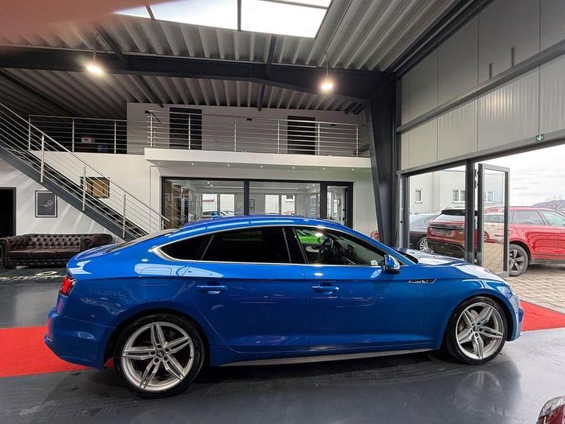 Gebraucht Audi A5 S-Line 190 PS (139 kW) 2019 Blau Coupé