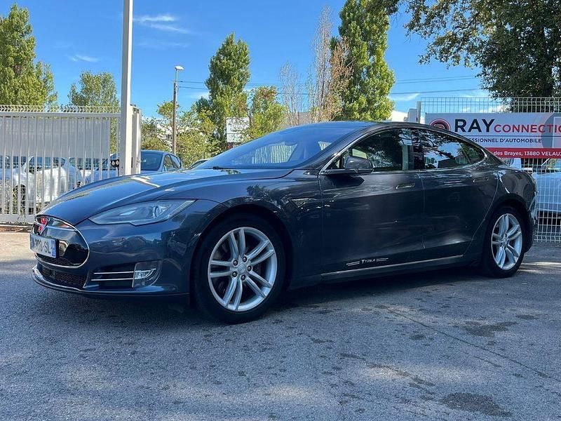 Blau Gebraucht 2015 Tesla Model S Limousine | 14.300 € (Superpreis) - Bild 1/4
