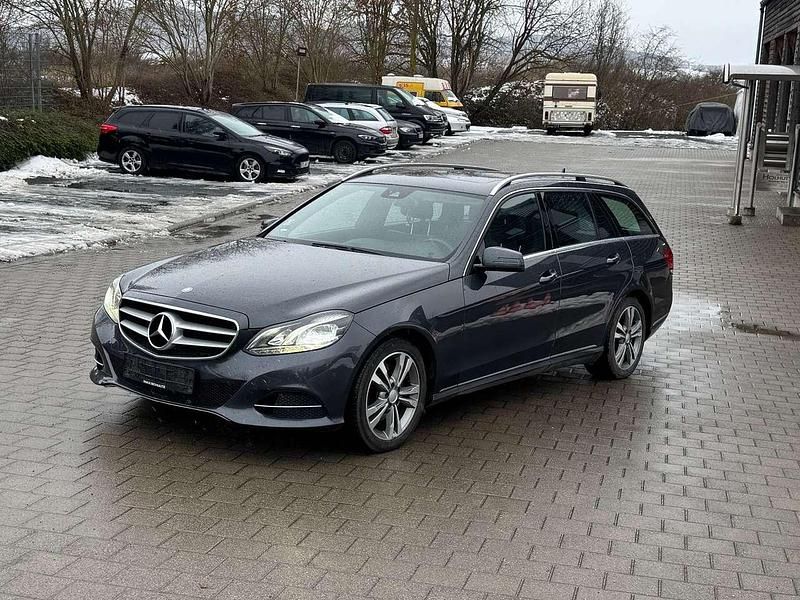Other Gebraucht 2014 Mercedes E250 Kombi | 12.900 € (Fairer Preis) - Bild 1/4