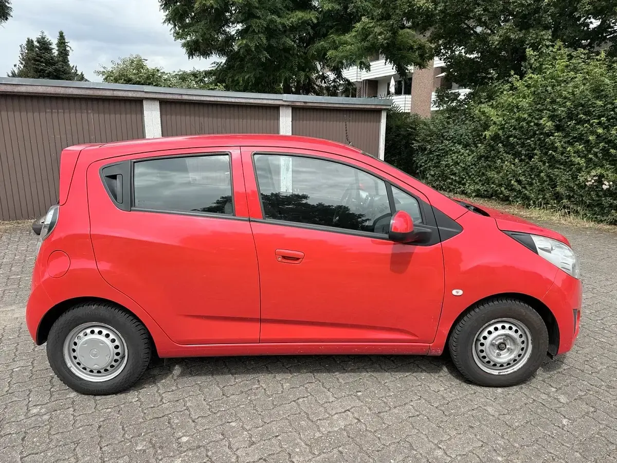 Gebraucht Chevrolet Spark LS 68 PS (50 kW) 2013 Rot Kleinwagen