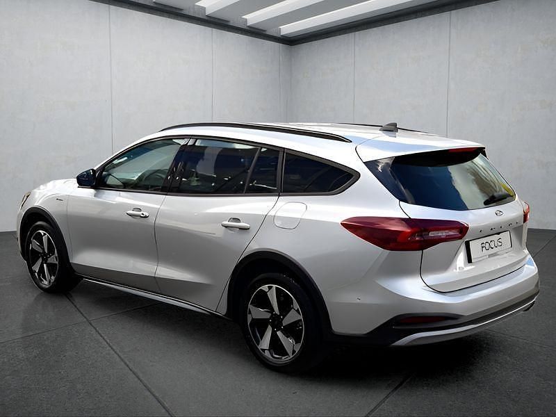 Second-hand Ford Focus Active 155 CP (114 kW) 2025 Argintiu Break