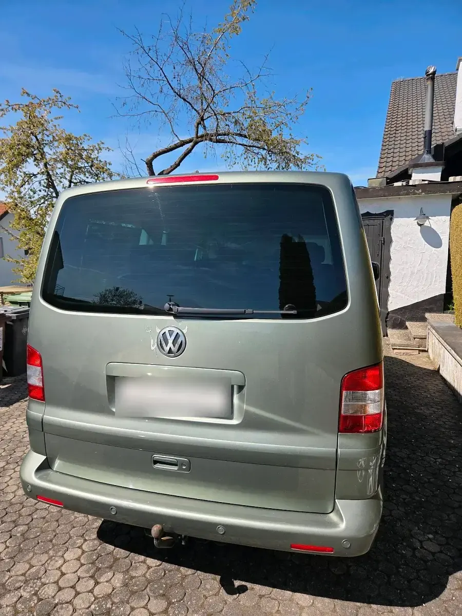 Gebraucht VW Multivan 174 PS (127 kW) 2007 Grün Van / Kleinbus