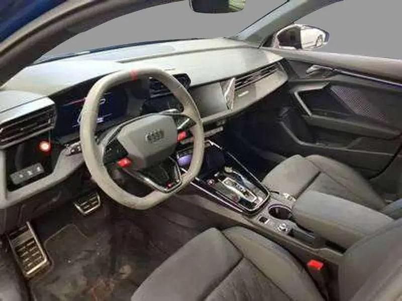 Gebraucht Audi RS3 Ambiente 294 PS (216 kW) 2024 Blau Limousine