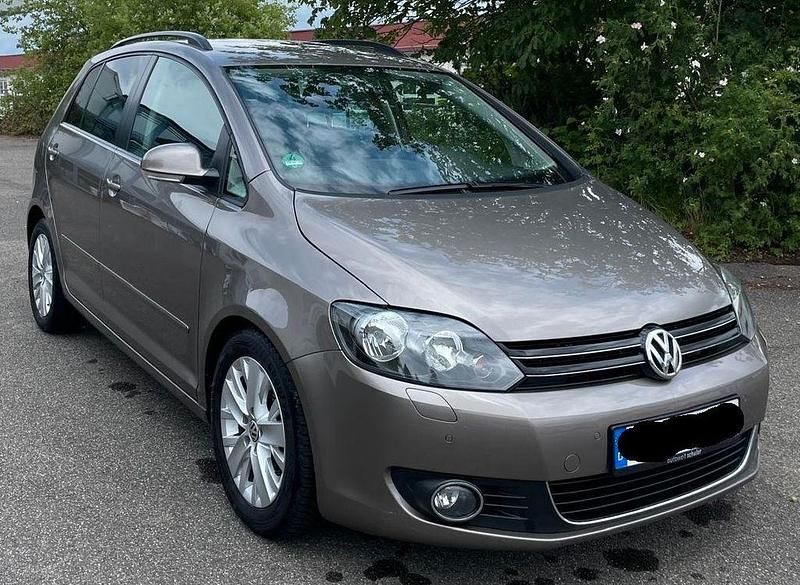 Braun Gebraucht 2013 VW Golf Plus Life Van / Kleinbus | 9.100 € (Guter Preis) - Bild 1/4
