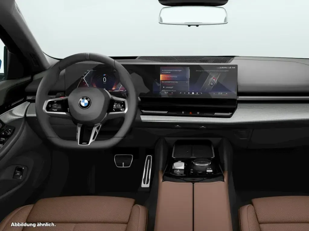 Gebraucht BMW 540 286 PS (210 kW) 2025 Blau Kombi