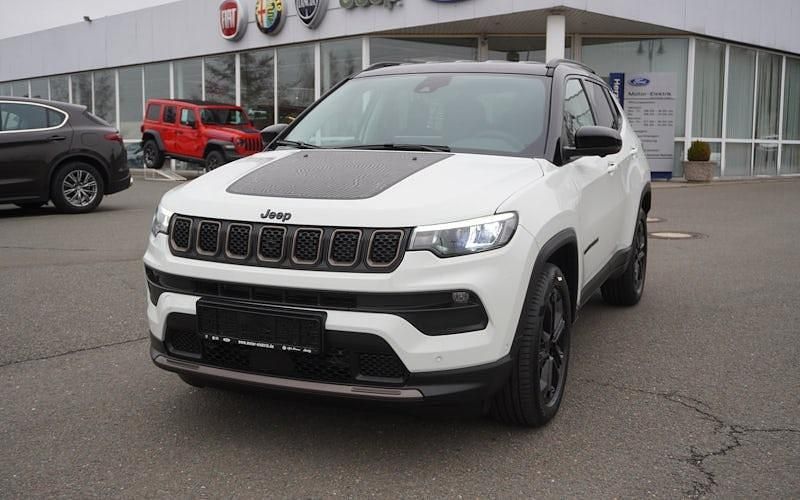 Weiß Gebraucht 2022 Jeep Compass SUV | 39.990 € - Bild 1/4