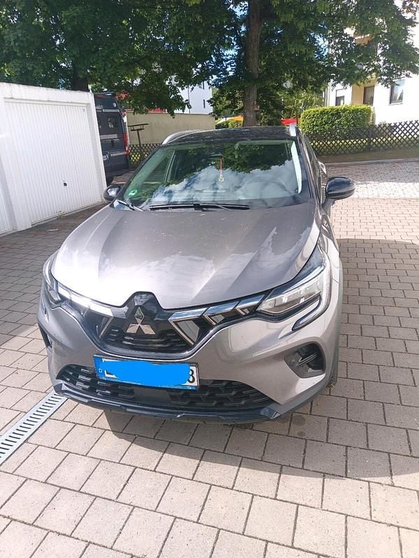 Grau Gebraucht 2024 Mitsubishi ASX SUV | 25.500 € (Guter Preis) - Bild 1/4