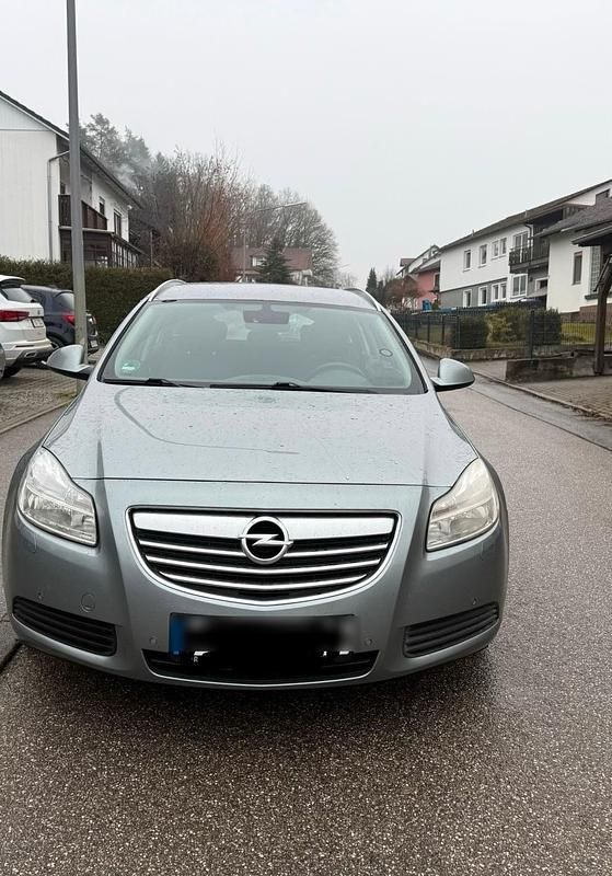 Grau Gebraucht 2011 Opel Insignia Sport Kombi | 4.000 € (Guter Preis) - Bild 1/4