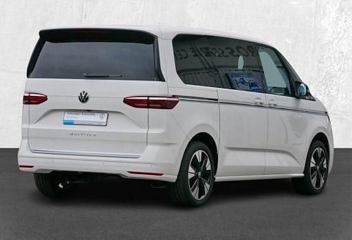 Neu VW Multivan Style 204 PS (150 kW) 2025 Weiß Van
