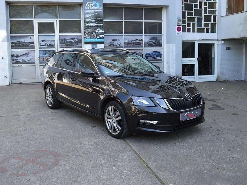 Gebraucht Skoda Octavia Ambition 116 PS (85 kW) 2017 Schwarz Limousine