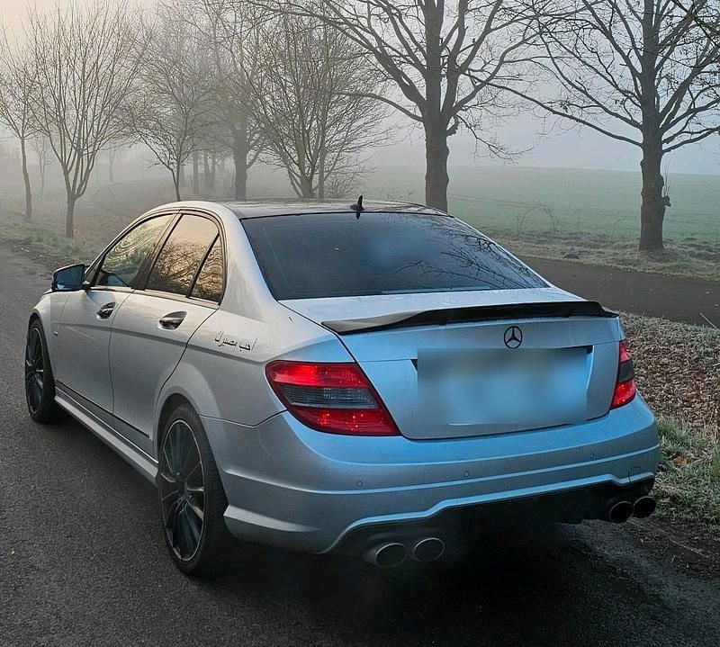 Gebraucht Mercedes C63 AMG 184 PS (135 kW) 2009 Silber Limousine