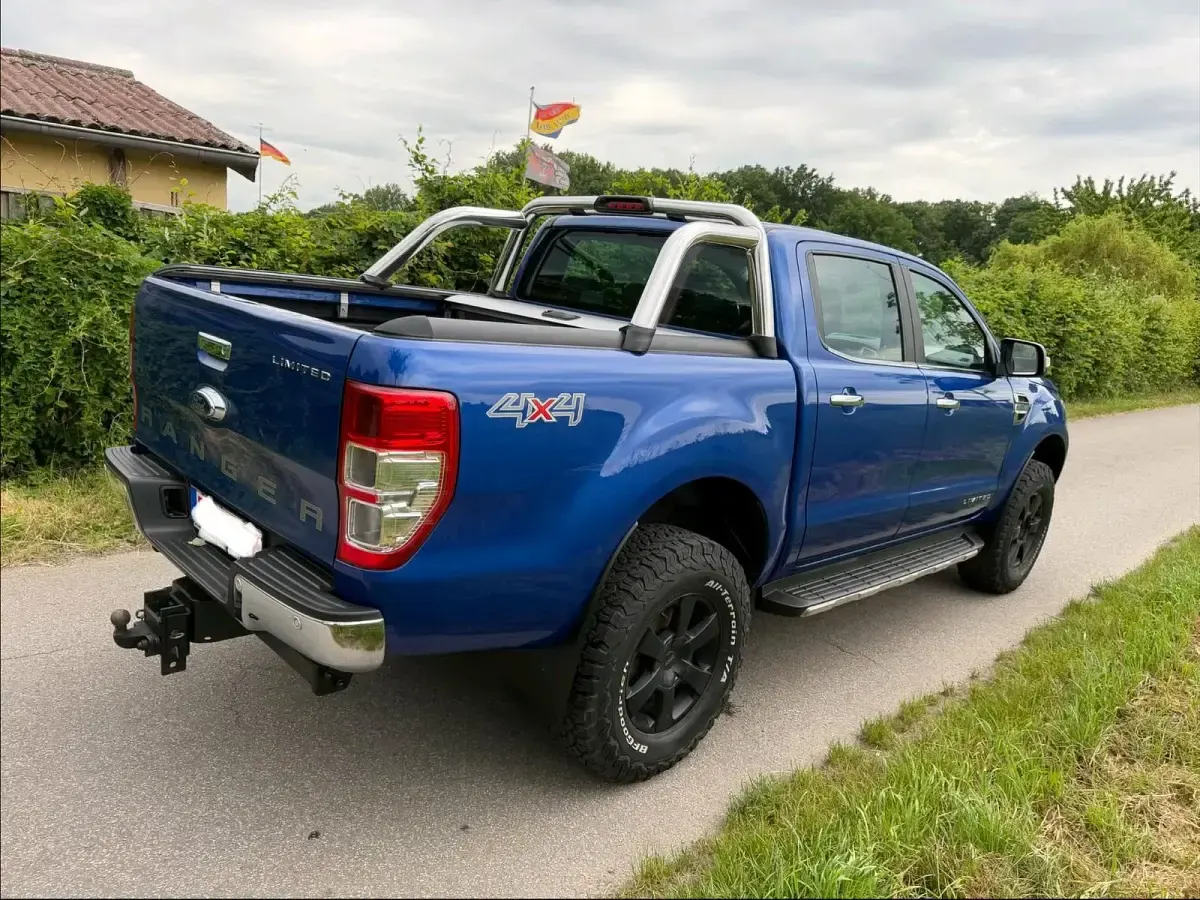 Gebraucht Ford Ranger Limited 200 PS (147 kW) 2018 Blau Pickup