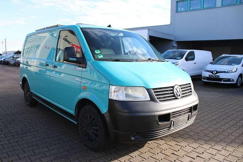 Second-hand VW Transporter 105 CP (77 kW) 2005 Verde Van