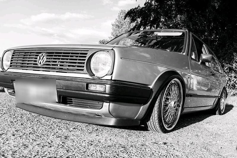 Gold Gebraucht 1984 VW Golf II GTI Kleinwagen | 7.998 € - Bild 1/4
