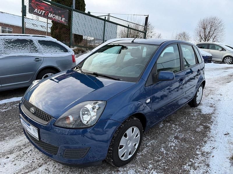Gebraucht Ford Fiesta Style 101 PS (74 kW) 2008 Blau Kleinwagen