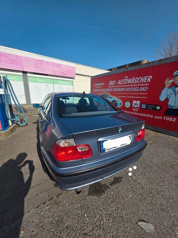 Gebraucht BMW 316 106 PS (77 kW) 2000 Blau Limousine