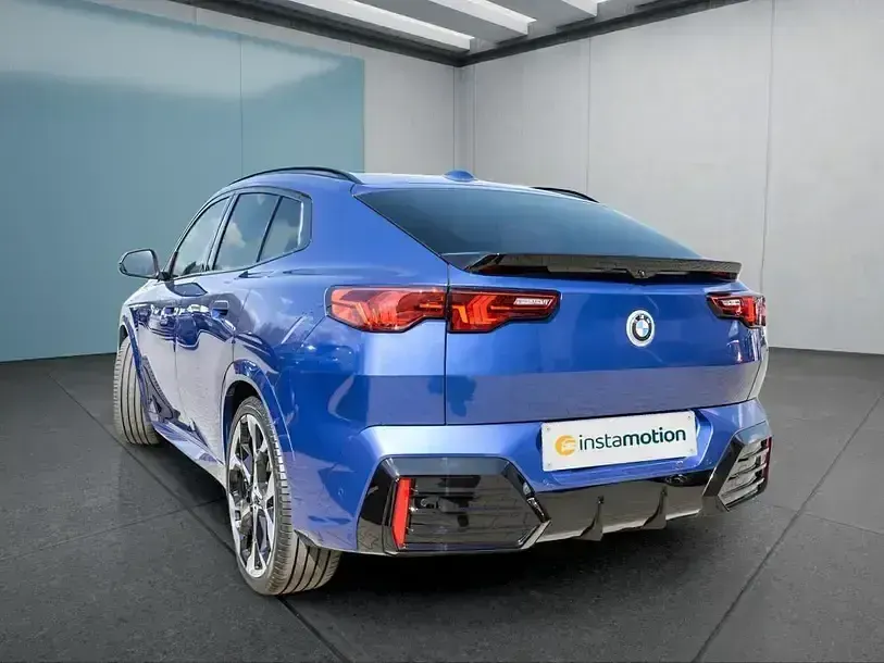 Gebraucht BMW X2 163 PS (119 kW) 2025 Blau SUV