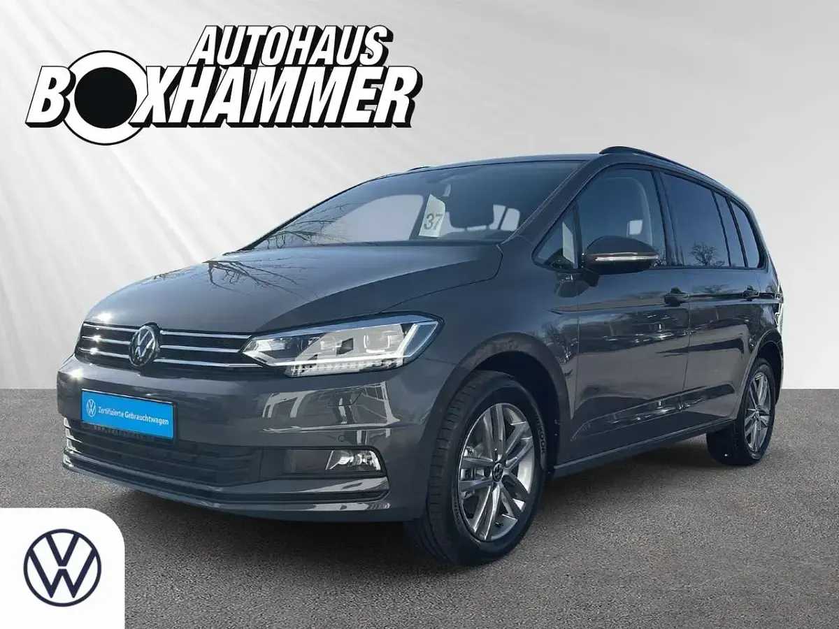 Neu VW Touran Comfortline 150 PS (110 kW) 2026 Grau Van / Kleinbus